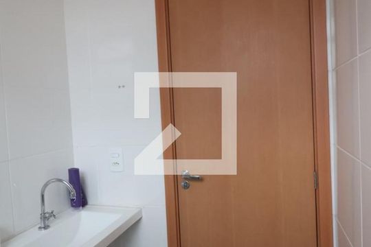 Banheiro de apartamento à venda com 2 quartos, 35m² em Mato Grande, Canoas