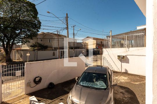 Garagem de casa à venda com 3 quartos, 180m² em Jardim Proença, Campinas