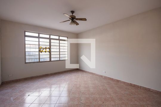 Sala de casa para alugar com 3 quartos, 240m² em Centro, Taubaté