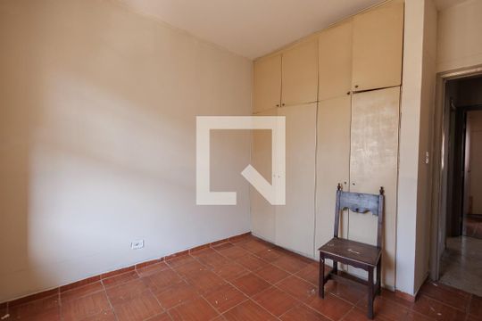 Quarto 1 de casa para alugar com 3 quartos, 240m² em Centro, Taubaté
