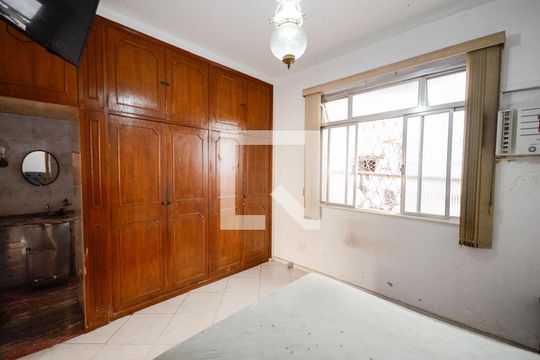 Suíte de casa à venda com 4 quartos, 280m² em Vila Isabel, Rio de Janeiro