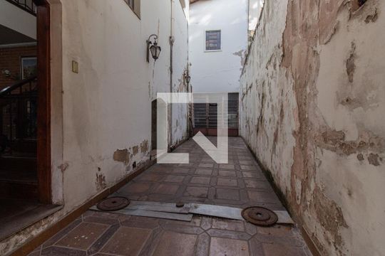 Garagem de casa à venda com 3 quartos, 245m² em Vila Mariana, São Paulo