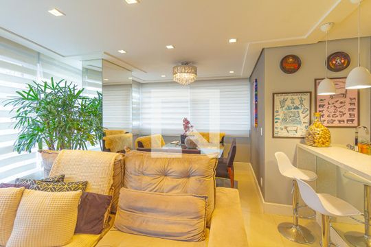 Sala  de apartamento à venda com 2 quartos, 107m² em Centro, Canoas