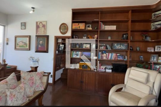 Sala da Cobertura de apartamento para alugar com 4 quartos, 360m² em Funcionários, Belo Horizonte