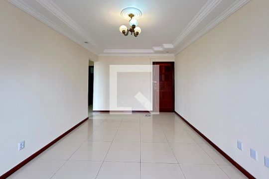 Apartamento para alugar com 2 quartos, 90m² em Acupe, Salvador