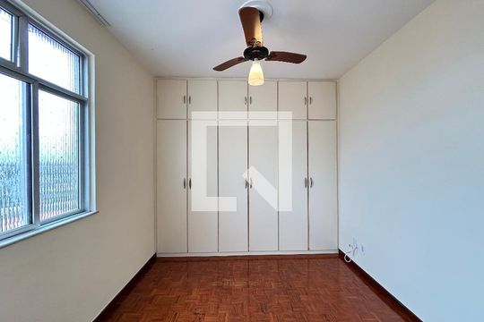 Quarto 1 de apartamento para alugar com 2 quartos, 90m² em Acupe, Salvador