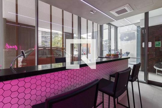 Área comum de kitnet/studio para alugar com 1 quarto, 24m² em Indianópolis, São Paulo