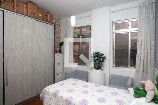 Quarto 2 de apartamento à venda com 3 quartos, 78m² em Centro Histórico, Porto Alegre