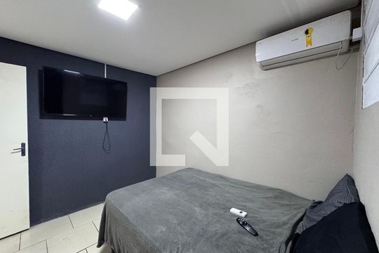 Quarto 2 de casa à venda com 2 quartos, 140m² em Santos Dumont, São Leopoldo