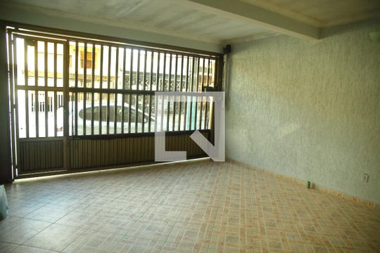 Garagem de casa para alugar com 3 quartos, 246m² em Cidade Miramar, São Bernardo do Campo