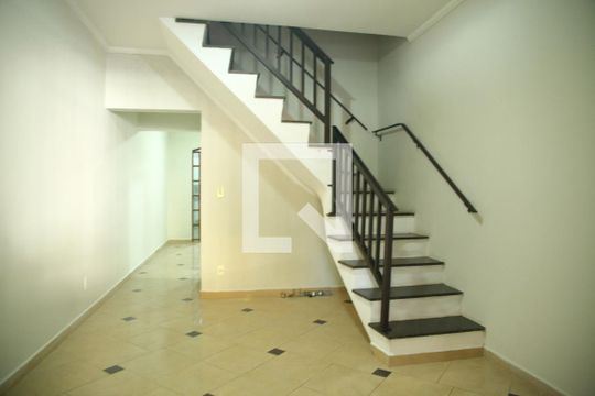 Sala de casa para alugar com 3 quartos, 246m² em Cidade Miramar, São Bernardo do Campo
