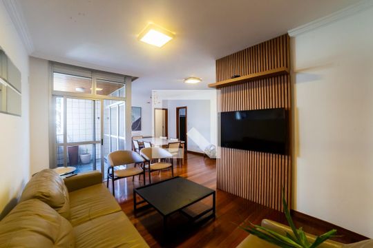 Apartamento à venda com 4 quartos, 118m² em Funcionários, Belo Horizonte