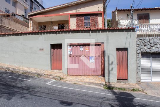 Placa de casa à venda com 4 quartos, 300m² em Santo Antônio, Belo Horizonte