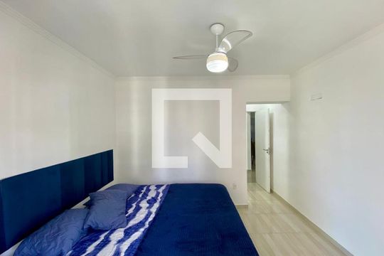 Quarto Suíte de apartamento para alugar com 2 quartos, 100m² em Vila Caiçara, Praia Grande