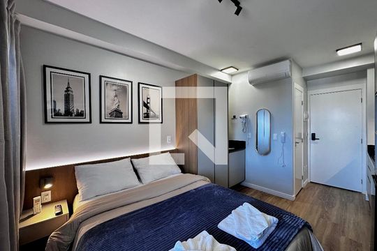 Studio de kitnet/studio para alugar com 0 quarto, 19m² em Jardim das Acacias, São Paulo
