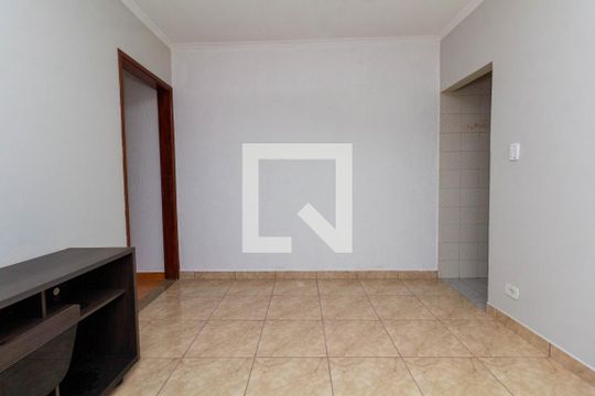 Sala de casa para alugar com 2 quartos, 85m² em Vila Carrão, São Paulo