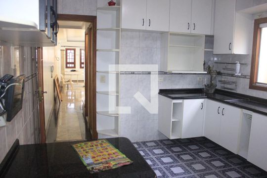 Cozinha de casa para alugar com 3 quartos, 213m² em Jardim Bom Clima, Guarulhos