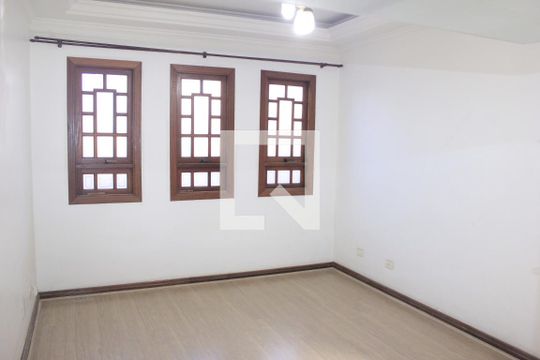 Sala de casa para alugar com 3 quartos, 213m² em Jardim Bom Clima, Guarulhos