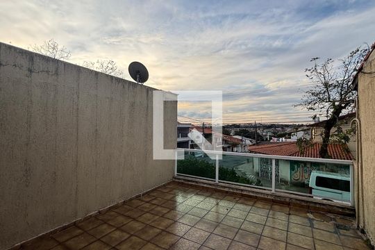Quarto 1 Varanda de casa à venda com 3 quartos, 210m² em Vila Camilópolis, Santo André