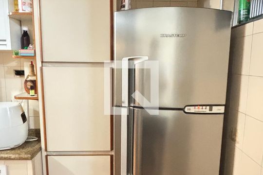 Cozinha de casa à venda com 3 quartos, 210m² em Vila Camilópolis, Santo André