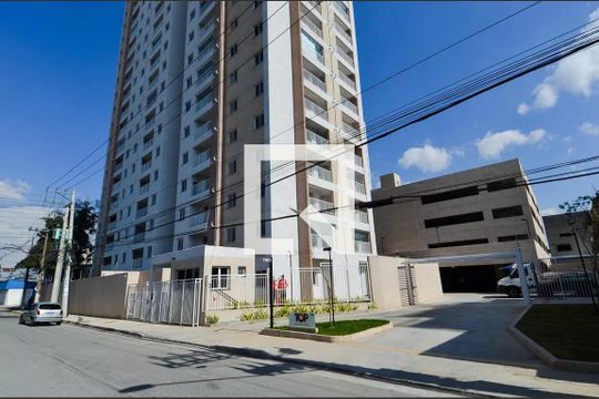 Fachada e portaria de apartamento à venda com 2 quartos, 42m² em Vila Itapegica, Guarulhos