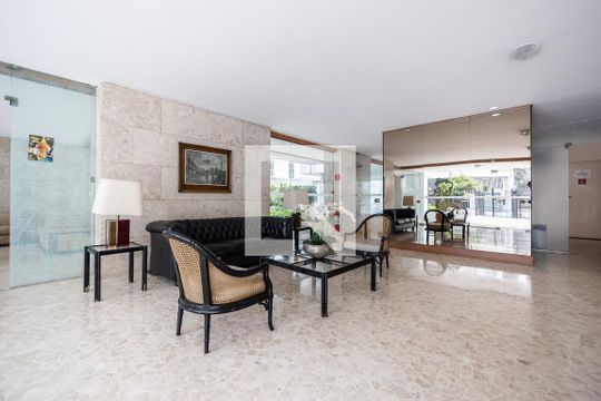 Hall social de apartamento para alugar com 2 quartos, 108m² em Paraíso, São Paulo