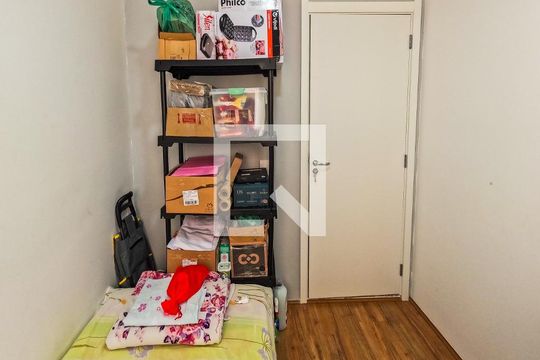 Quarto 2 de apartamento para alugar com 2 quartos, 33m² em Piqueri, São Paulo