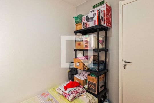 Quarto 2 de apartamento para alugar com 2 quartos, 33m² em Piqueri, São Paulo
