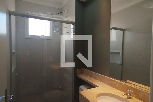 Banheiro de apartamento à venda com 2 quartos, 58m² em Cidade Satélite Íris, Campinas