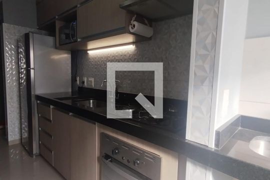 Cozinha de apartamento à venda com 2 quartos, 58m² em Cidade Satélite Íris, Campinas