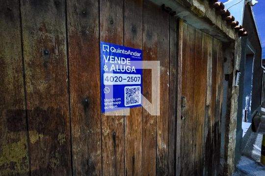 Placa QuintoAndar de apartamento à venda com 2 quartos, 90m² em Piedade, Rio de Janeiro