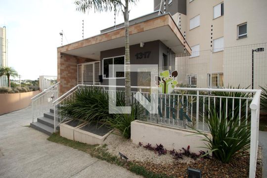 Fachada de apartamento para alugar com 2 quartos, 63m² em Aparecidinha, Sorocaba