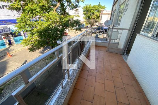 Varanda - Sala de casa para alugar com 3 quartos, 73m² em Taquara, Rio de Janeiro
