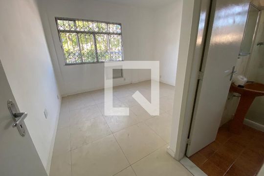 Quarto 2 de casa para alugar com 3 quartos, 73m² em Taquara, Rio de Janeiro
