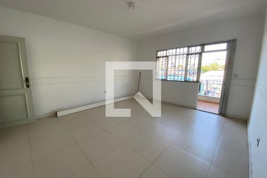 Casa para alugar com 3 quartos, 73m² em Taquara, Rio de Janeiro