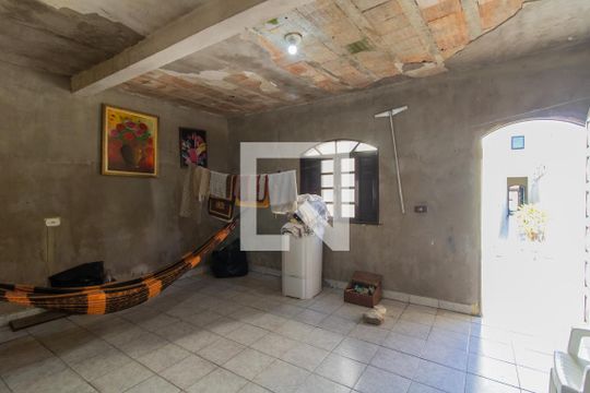 Edicula de casa para alugar com 4 quartos, 150m² em Vila Florida, Guarulhos