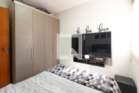 Quarto 1 de casa de condomínio para alugar com 2 quartos, 75m² em Itaquera, São Paulo