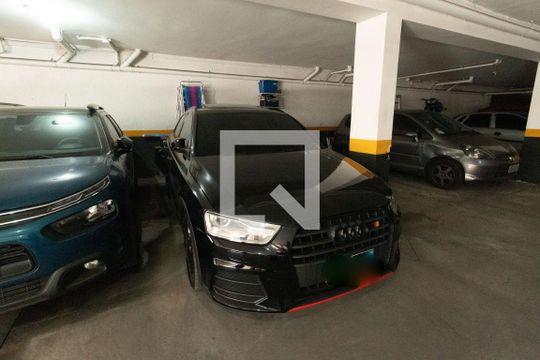 Vaga de casa de condomínio para alugar com 2 quartos, 75m² em Itaquera, São Paulo