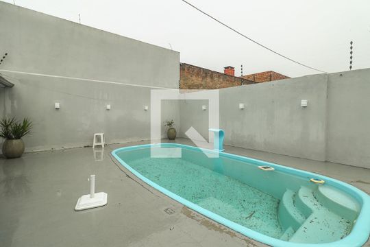 Área comum - Piscina de casa à venda com 2 quartos, 330m² em Santa Maria Goretti, Porto Alegre