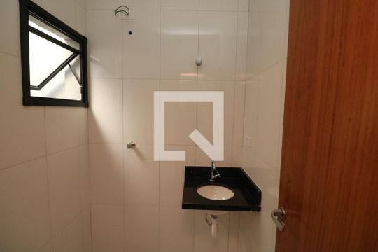 Banheiro de apartamento para alugar com 1 quarto, 27m² em Vila Formosa, São Paulo