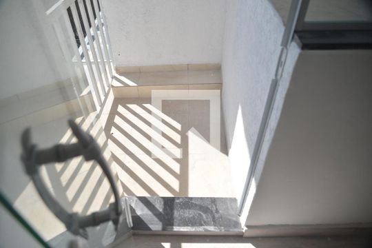 Sacada de casa à venda com 3 quartos, 200m² em Jardim, Santo André