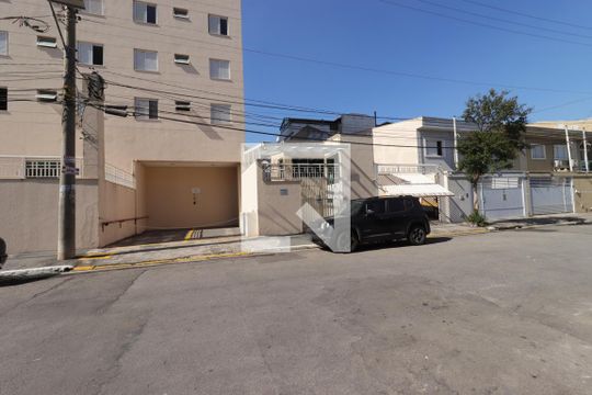 Fachada de apartamento à venda com 2 quartos, 51m² em Utinga, Santo André