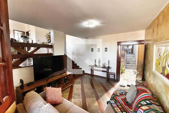 Sala de casa à venda com 4 quartos, 333m² em Havaí, Belo Horizonte