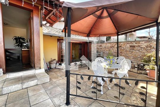 Varanda de casa à venda com 4 quartos, 333m² em Havaí, Belo Horizonte