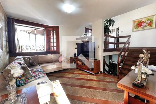 Sala de casa à venda com 4 quartos, 333m² em Havaí, Belo Horizonte