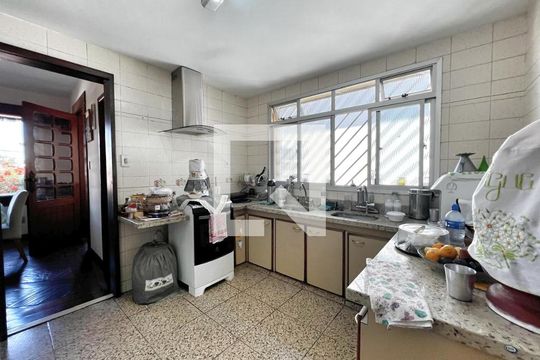 Cozinha de casa à venda com 4 quartos, 333m² em Havaí, Belo Horizonte