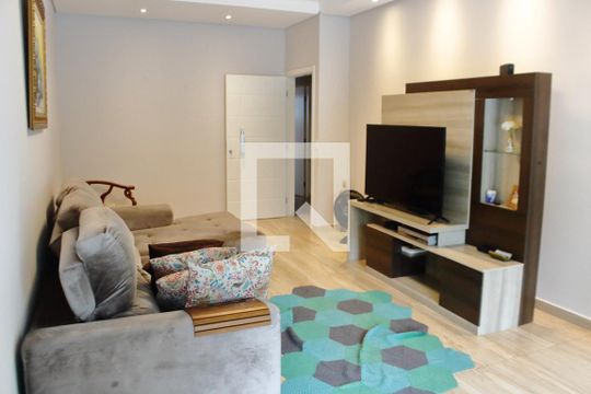 Casa à venda com 4 quartos, 280m² em Água Fria, São Paulo