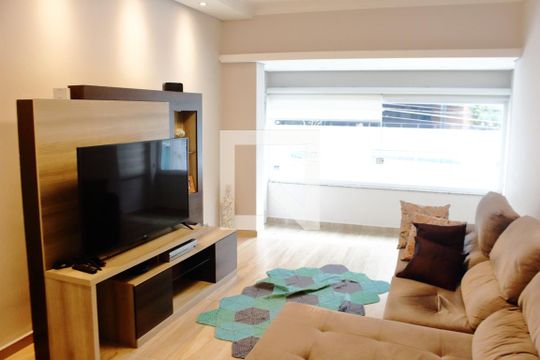 Sala de casa à venda com 4 quartos, 280m² em Água Fria, São Paulo