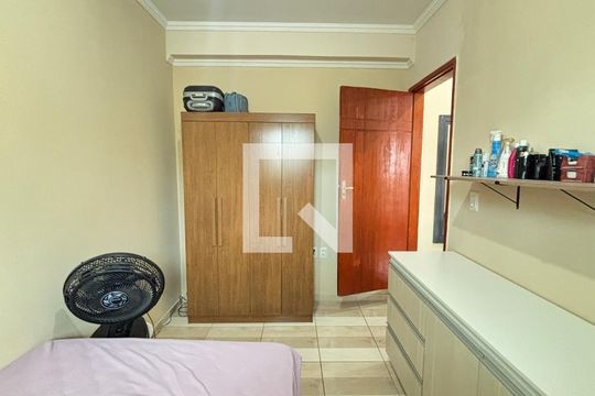 Quarto 2 de casa à venda com 2 quartos, 220m² em Vila Sao Pedro, Santo André