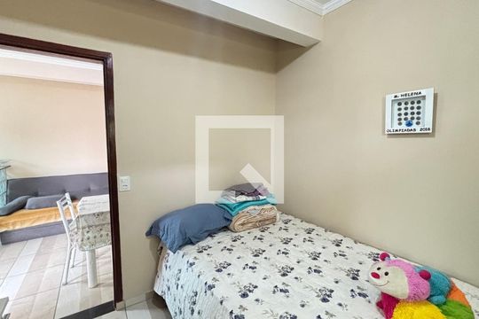 Quarto 1 de casa à venda com 2 quartos, 220m² em Vila Sao Pedro, Santo André